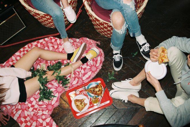 再也不怕撞鞋了vans,vans不容易撞好看的鞋