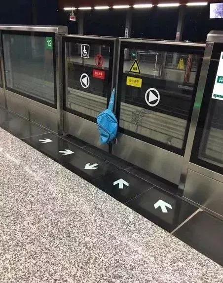 寒假作业丢了你一定很着急吧,开学了作业弄丢了怎么办