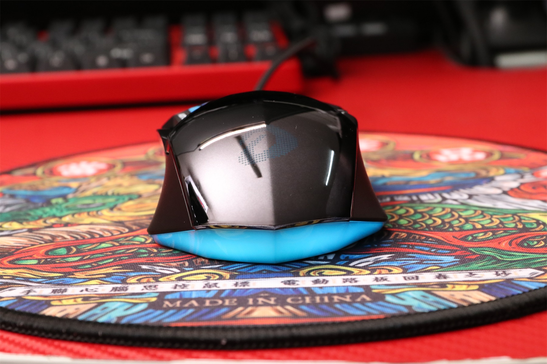 a970达尔优机甲版和黑武士的区别,达尔优A970高阶游戏鼠标