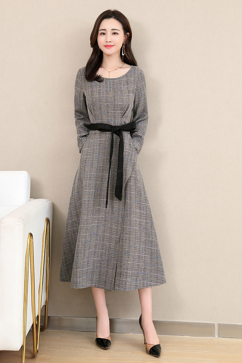 腰若流纨素的意思,腰若流纨素耳著明月珰全文