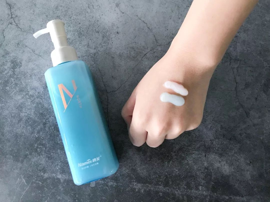 李佳琦嚼的牙膏,李佳琦亲享口香糖牙膏