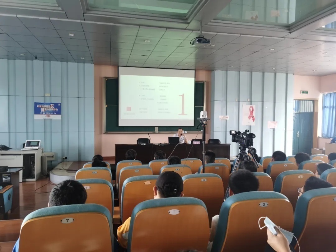 创新促创业促就业,推动双创工作