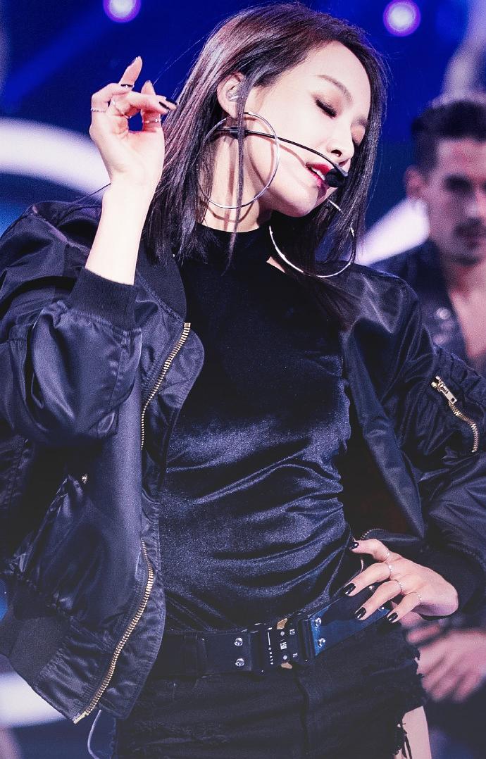 孟佳和宋茜谁在韩国火,宋茜在韩国最火的一首歌