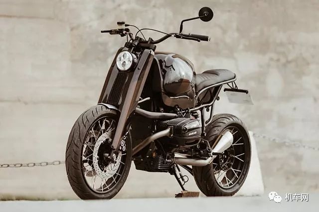 改装师!还我蓝天白云标的宝马