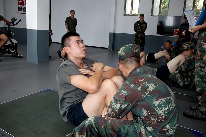 燃爆全场这场军体运动会血性十足,满屏热血军体运动会燃爆金秋