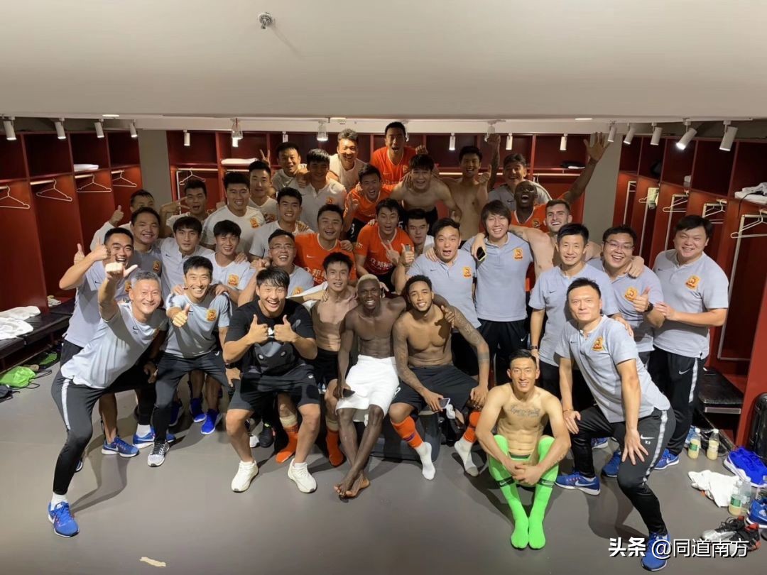 中超广西队廖均健,广西足球队对越南足球队比赛