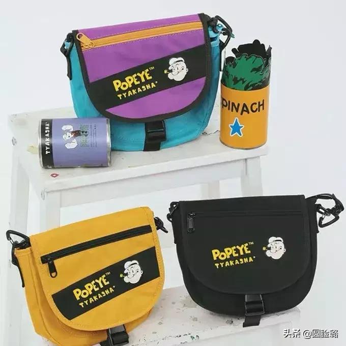 优衣库+MOCO+乐町联名T恤都太好看了！求求你帮我选一下