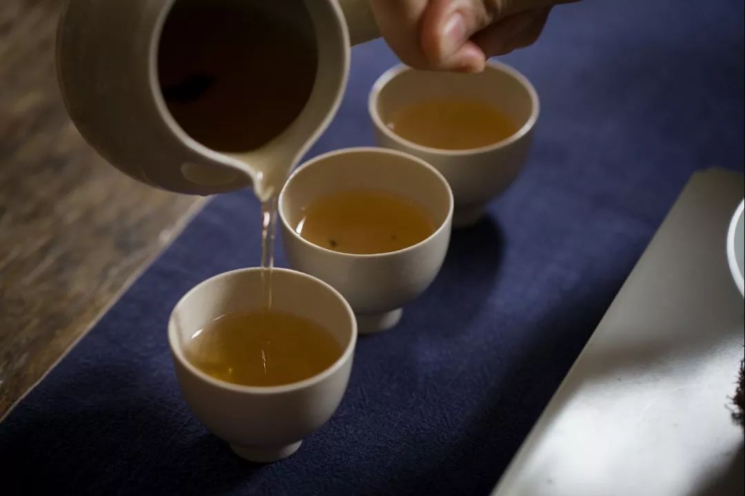 武夷岩茶的品种和香度的比较,武夷岩茶黄玫瑰价格表