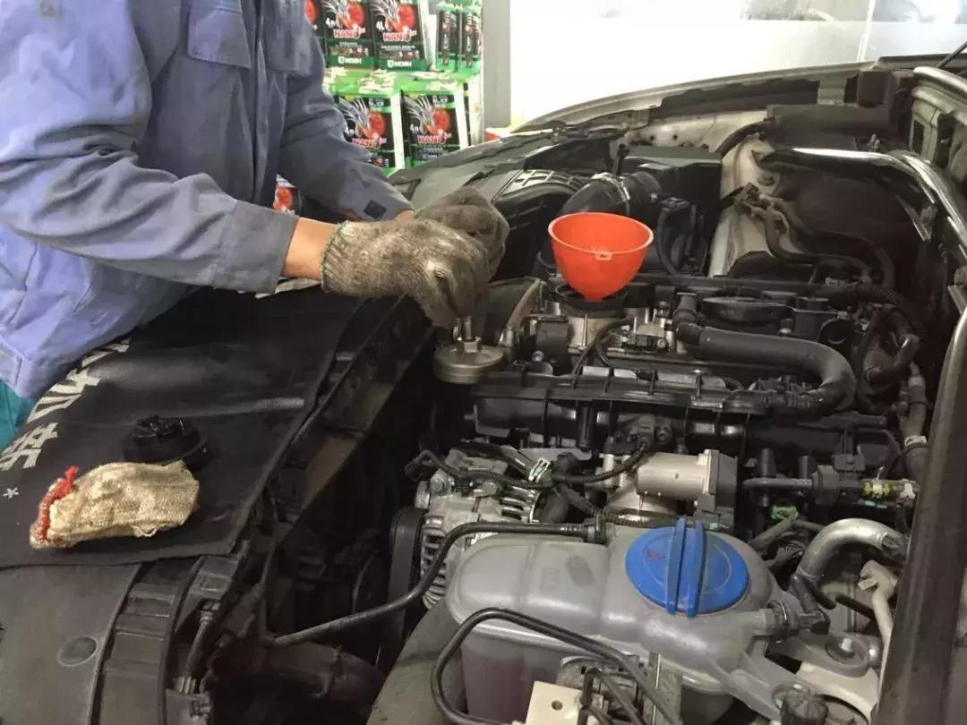 换机油机滤保养费多少,自己带机油机滤去换油大概多少钱