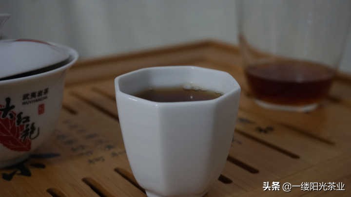 晚上喝什么茶不影响睡眠和身体,晚上喝单枞茶影响睡眠吗