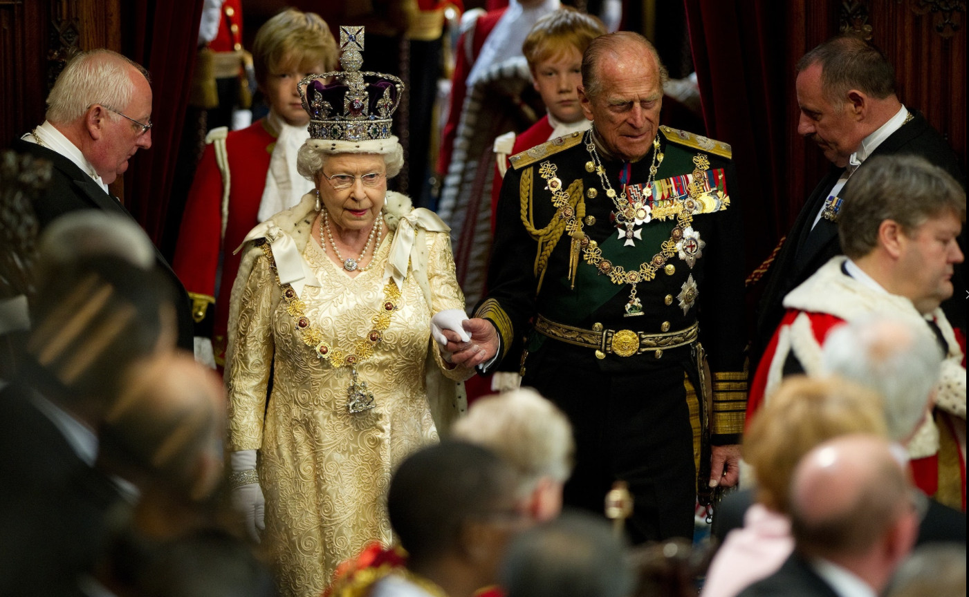 王子血统却命运多舛73载英国女王配偶传奇一生