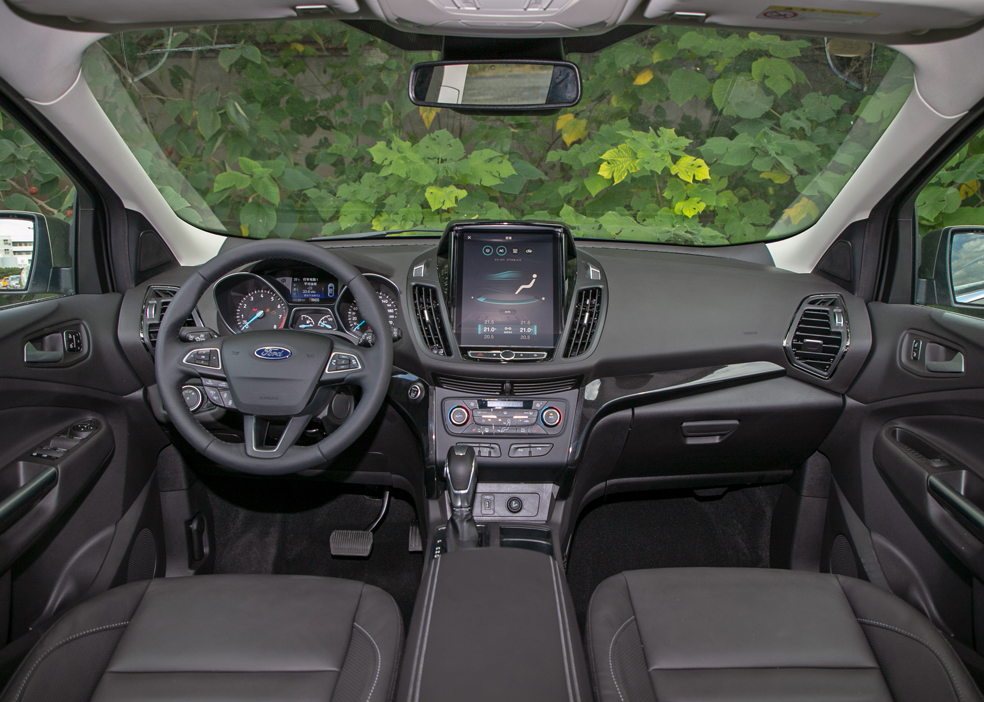 2015福特翼虎1.5t入门款,福特翼虎2019次顶配2.0t四驱