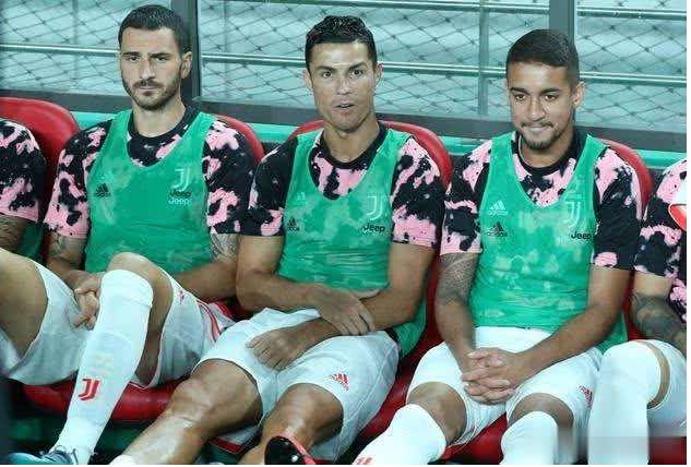 媒体称c罗将被罚停赛2场,c罗韩国行事件赔偿结果