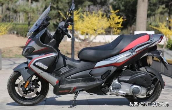 不要只看表面！极速只有135km，进口ApriliaSR300真的是低端车吗