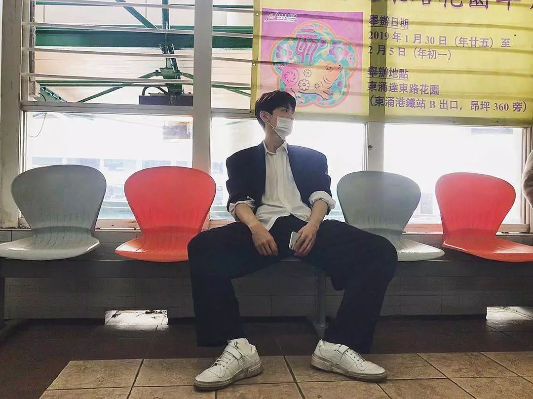 白敬亭有多爱白鞋,白敬亭老了之后的样子