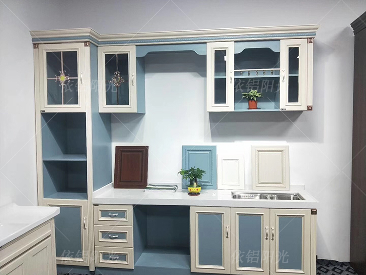 全铝家具经济耐用又环保,全铝家具被市场淘汰