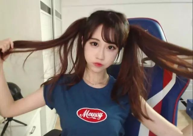 斗鱼知名女主播被神豪实锤,斗鱼神豪刷520