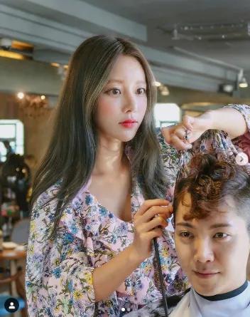 靠发型火起来的女星是谁,靠理发店年入40亿