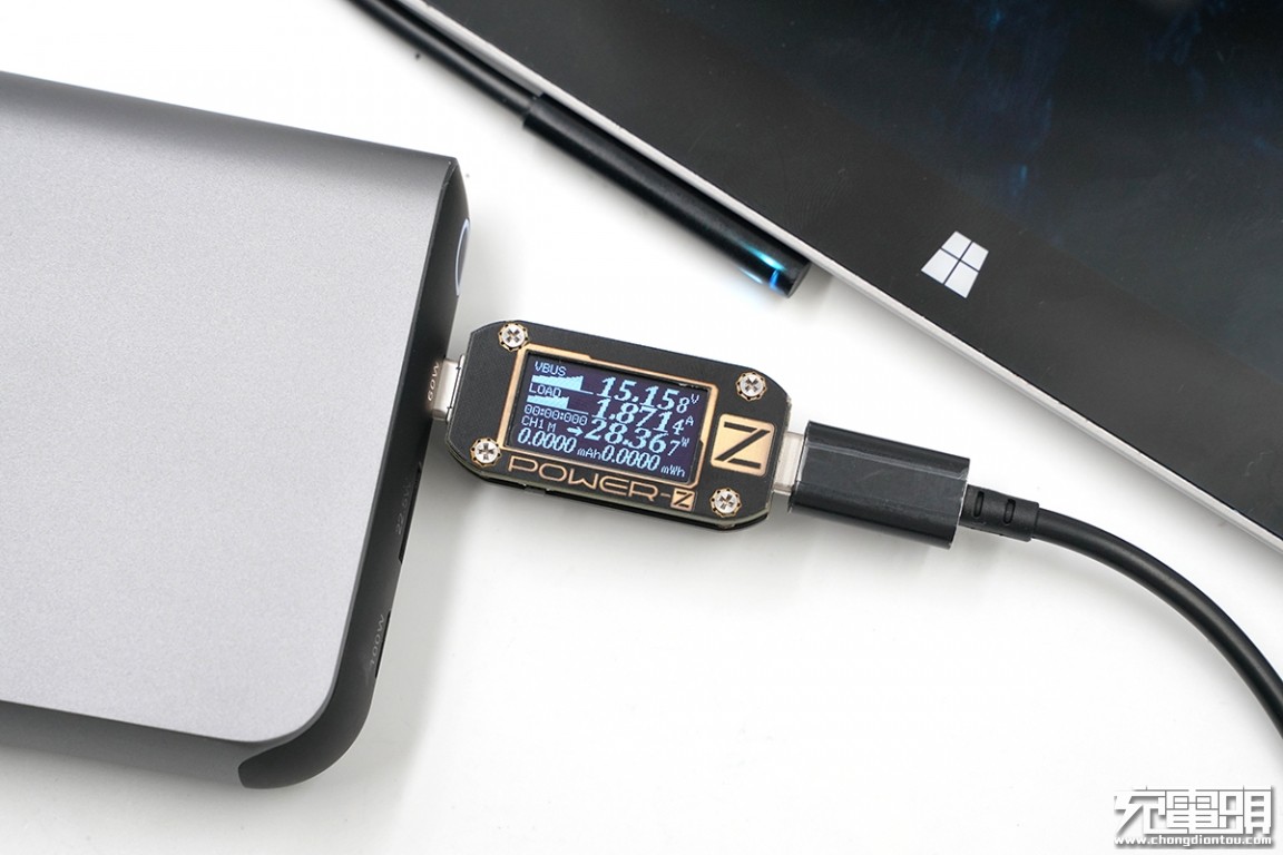 绿巨能充电器快充测评,绿巨能22.5瓦充电器