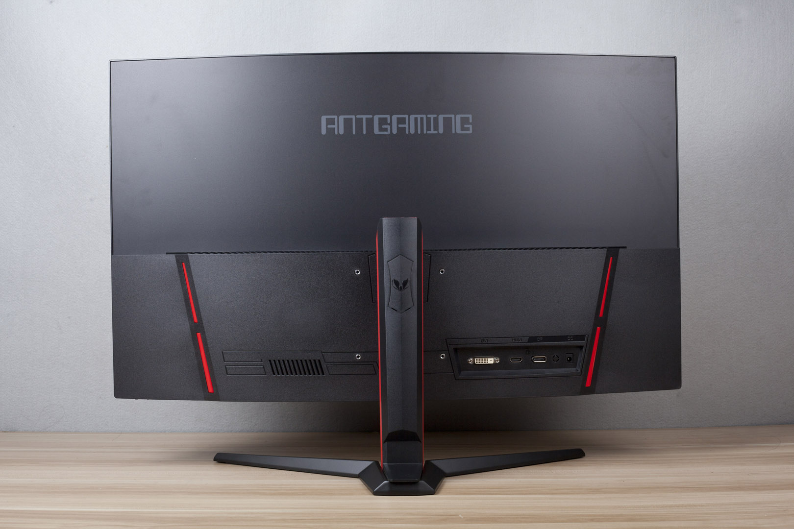 网咖老板推荐，HKCG32Pro到手还行