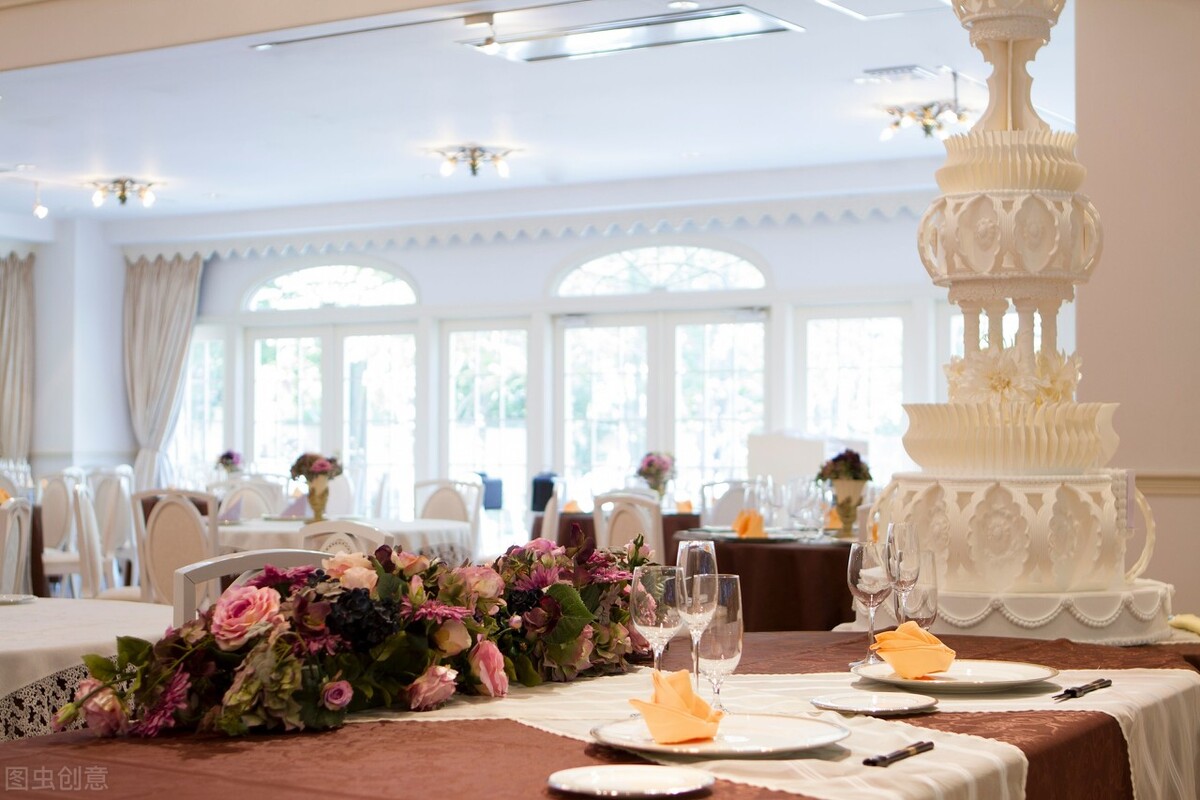 女生56条餐桌礼仪,做个有教养的女生