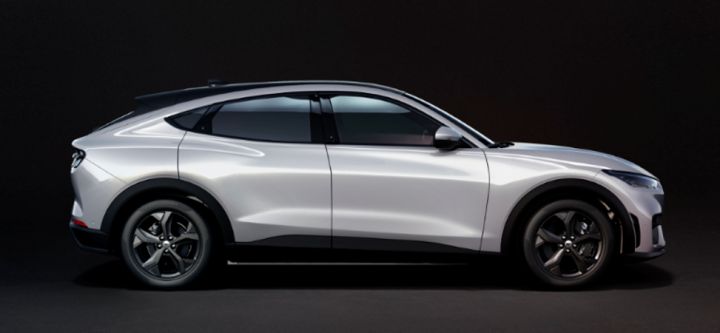 福特mustangmach-e好开吗,福特mustangmach-e底盘