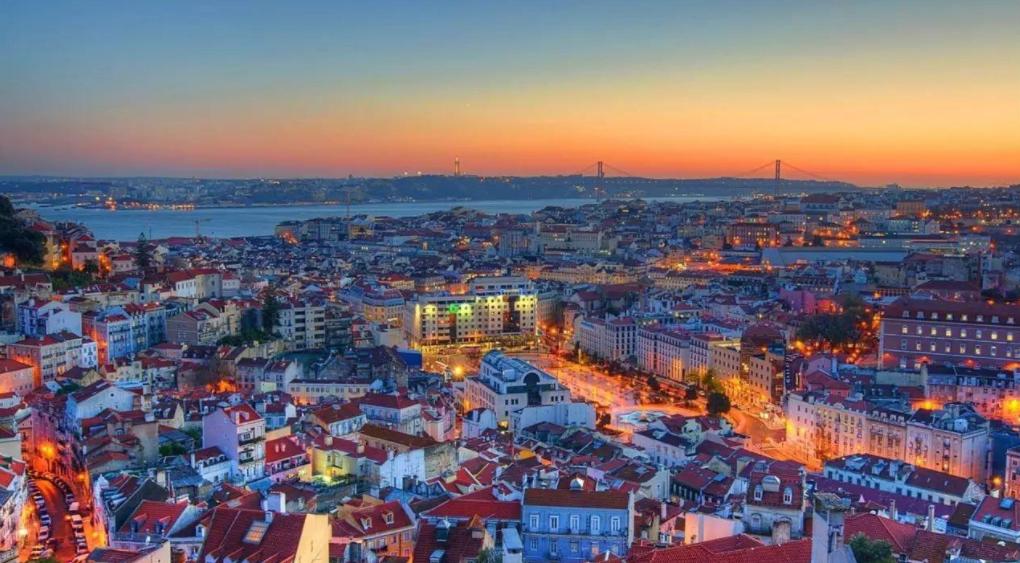 蔡澜世界游纪录片,蔡澜说澳门小巷子