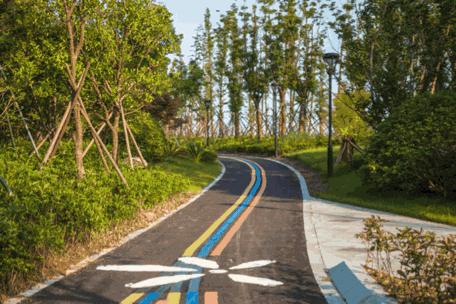 市区出发1h藏着一个“绿岛”？赛车、帆船…梅山原来如此洋气！