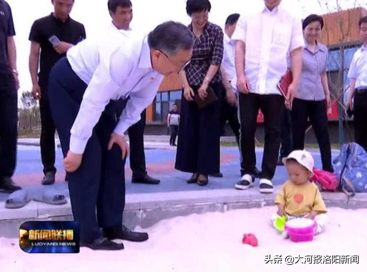 六一儿童节看望慰问幼儿园儿童,李亚参观同乐寨