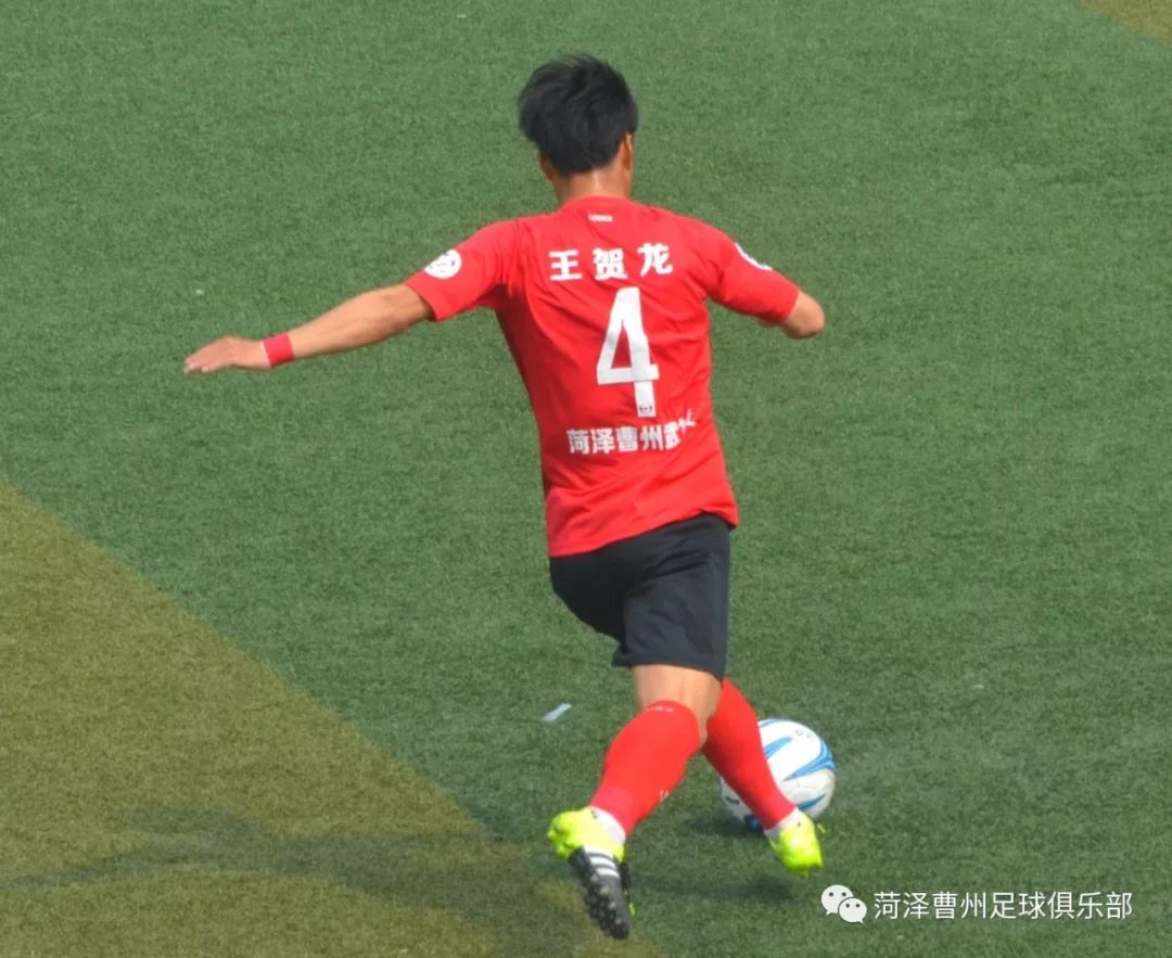 市体育局局长史长华亲临东营为曹州队加油助威，曹州队3：1胜对手