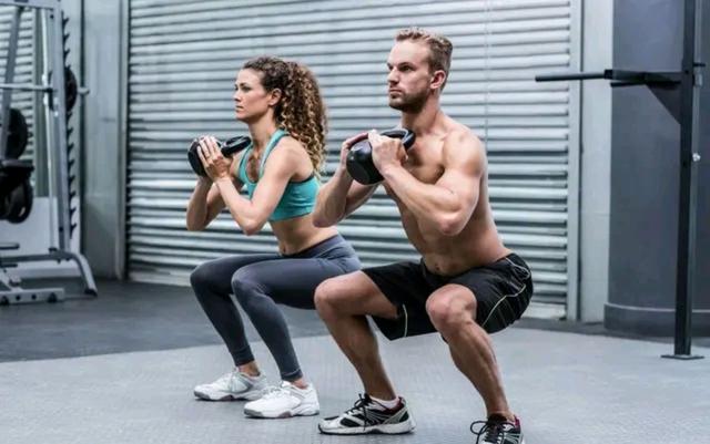 适合男人的健康运动方式,男士每天简单的运动锻炼的方法