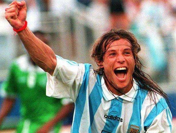 克劳迪奥卡尼吉亚现状,克劳迪奥·卡尼吉亚微笑