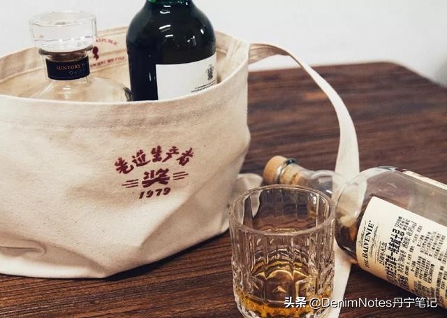 鍊熼瓊閲嶇敓灏忚,鍊熼瓊閲嶇敓