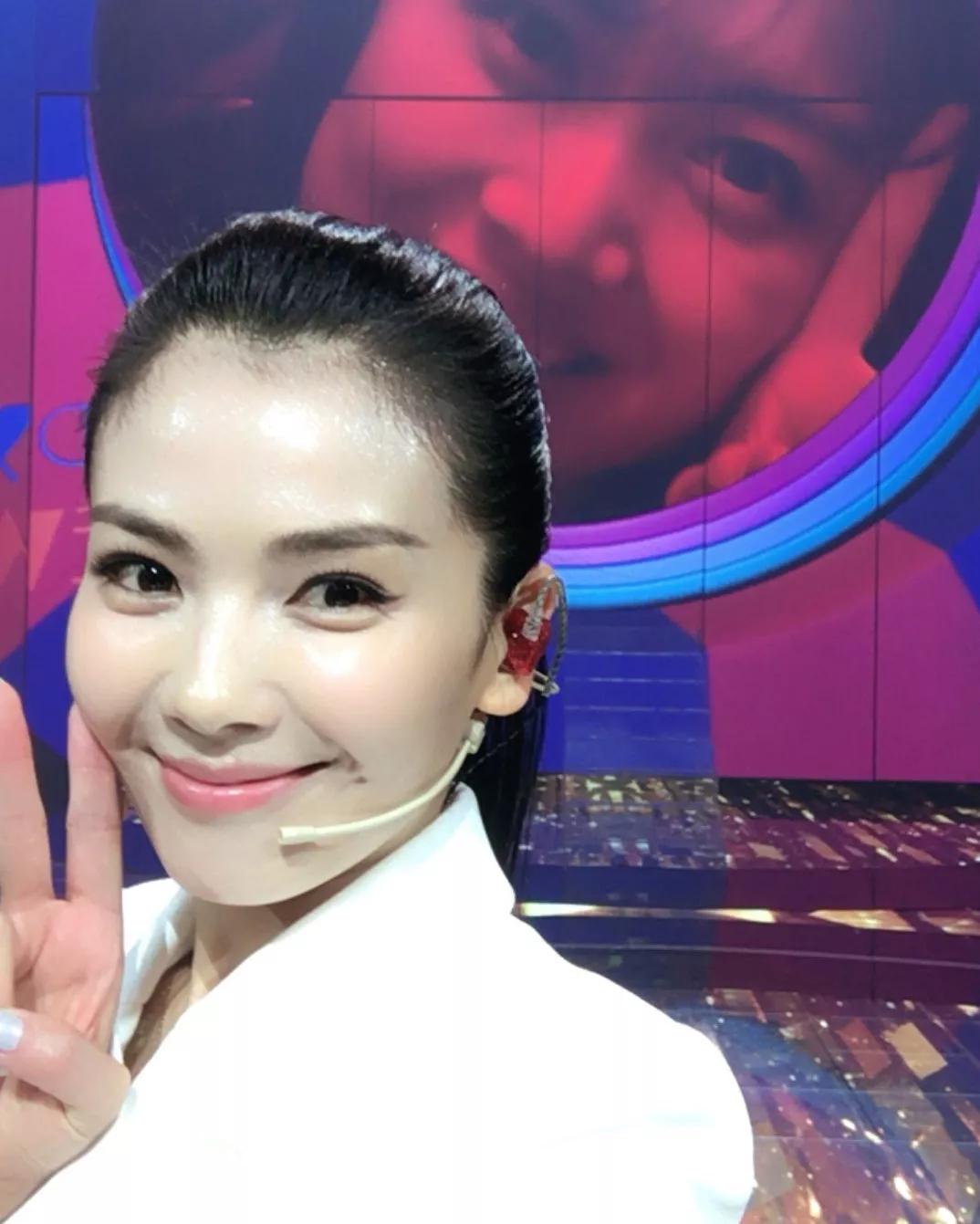 不上镜的女生怎么拍照好看,不上镜的人怎样拍照最好看