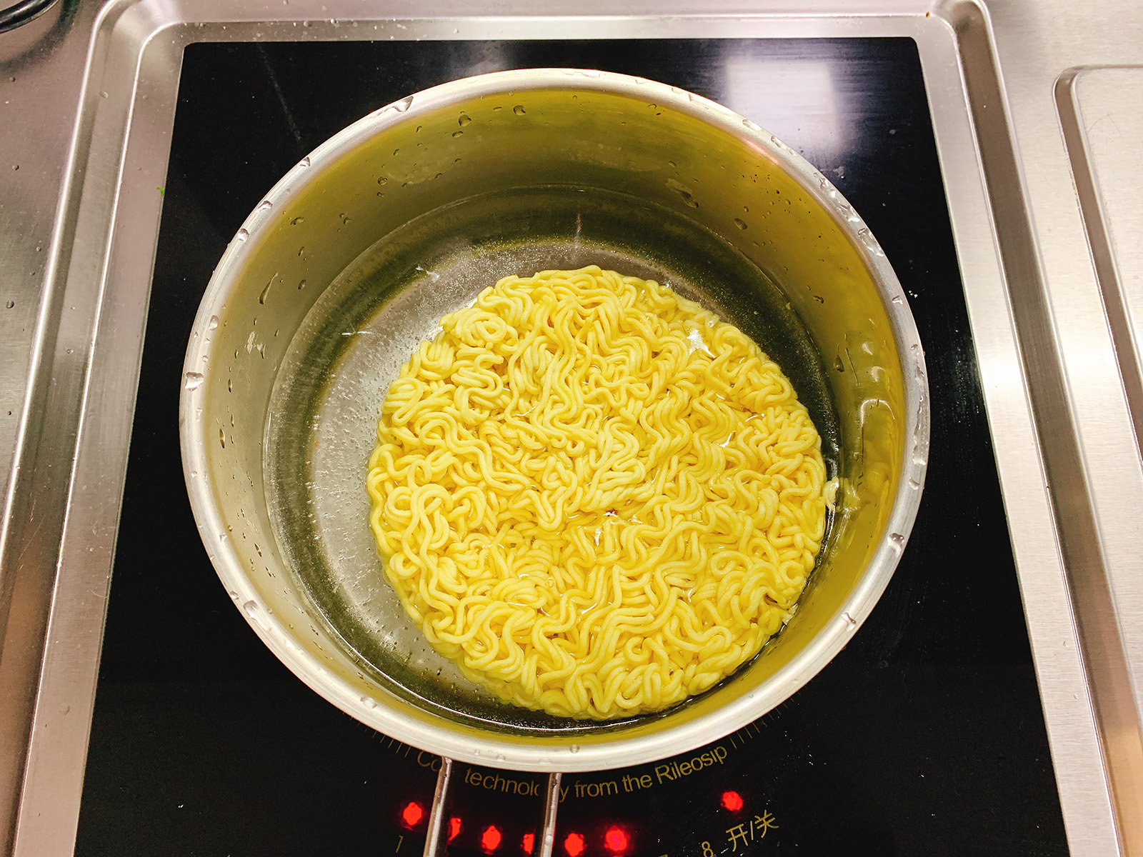 煮100包泡面,煮泡面的100种做法