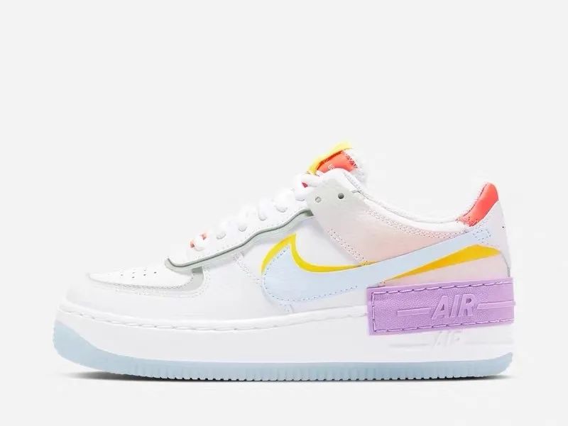 鞋柜怎么放春夏秋冬的鞋 (鞋柜必备的小白鞋)