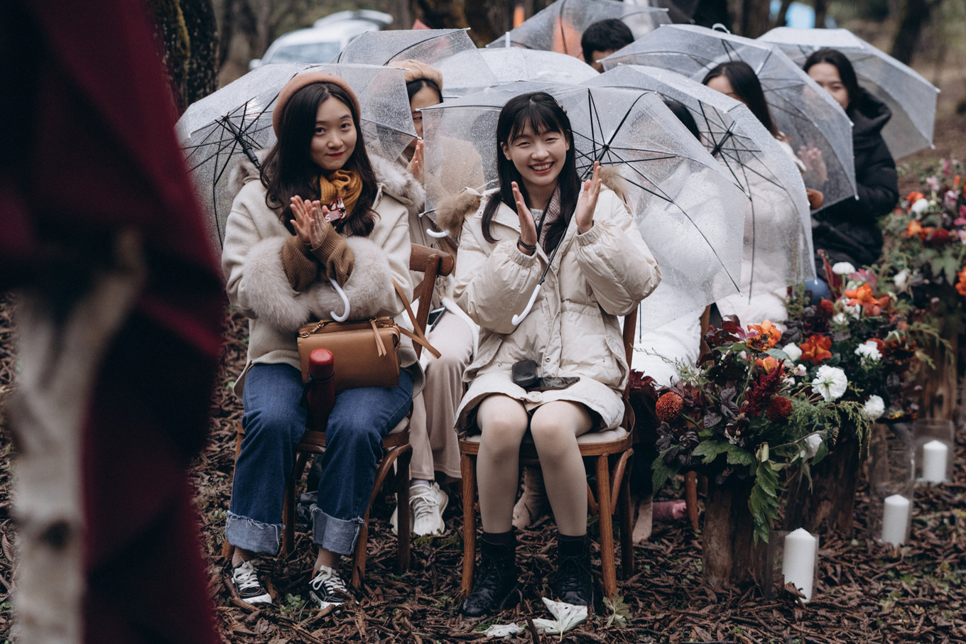 我们带上婚纱，去与世隔绝的山中办了一场绝世婚礼