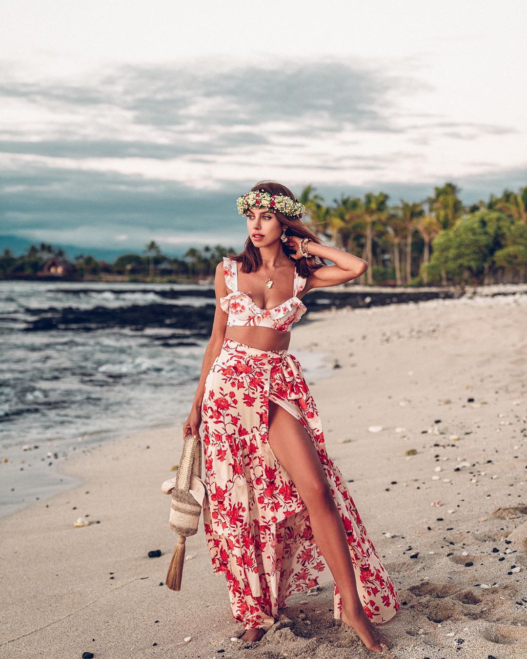 颜色鲜艳包臀裙半身裙中长款,包臀裙也可以穿得很美