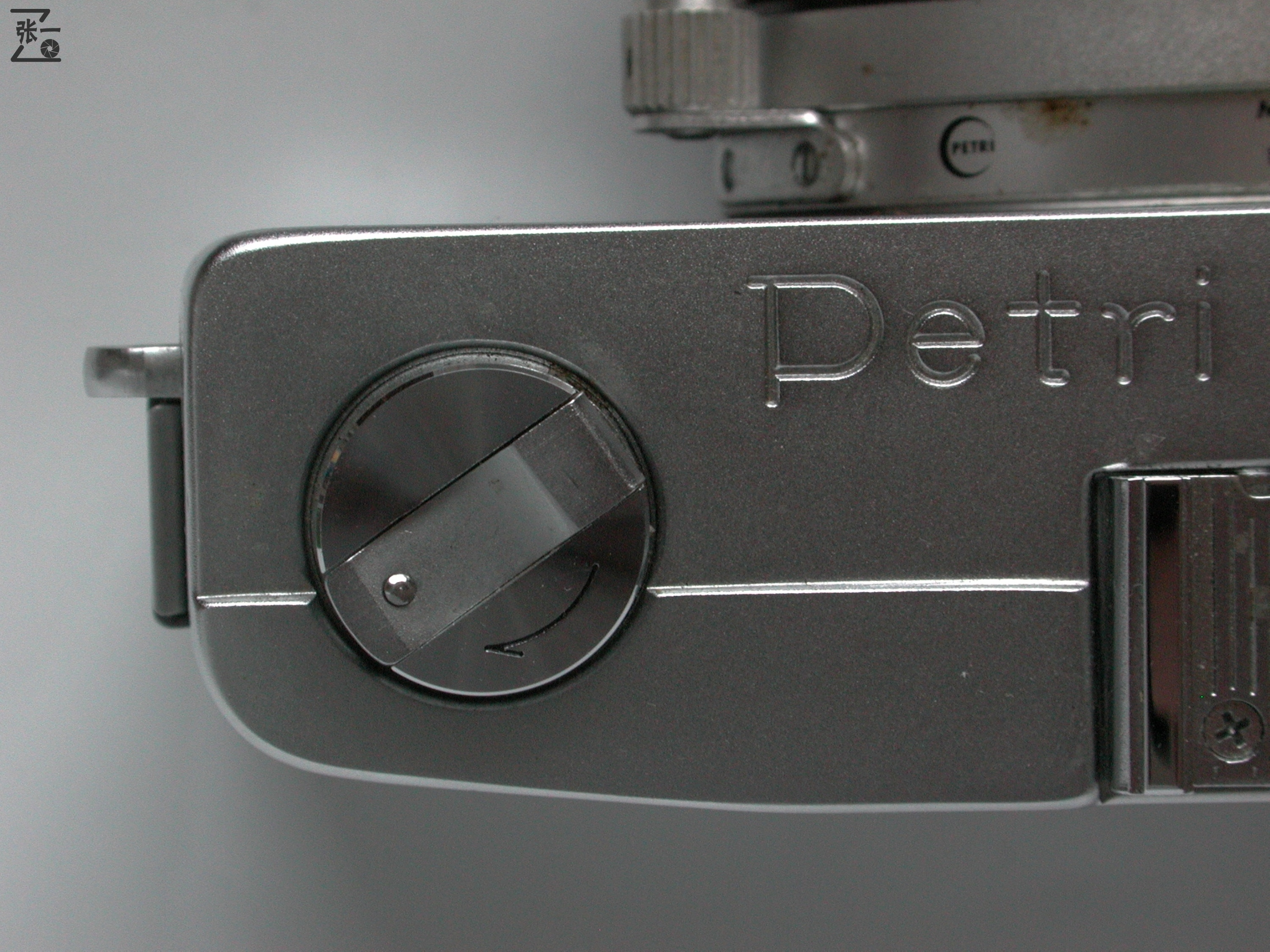 百丽相机多少钱,百丽胶片单反相机