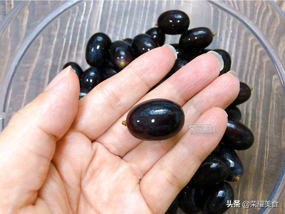 提子无籽怎么洗,提子用盐水洗