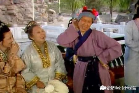 87版的红楼梦刘姥姥二进贾府,红楼梦刘姥姥第一次进贾府讲解