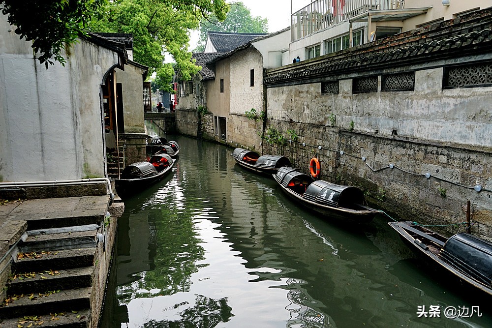 乌篷船——水乡绍兴的交通工具