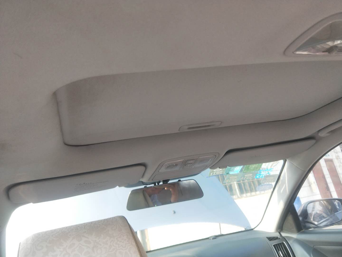 8年的二手车9万公里正常吗,现代悦动二手车10万公里