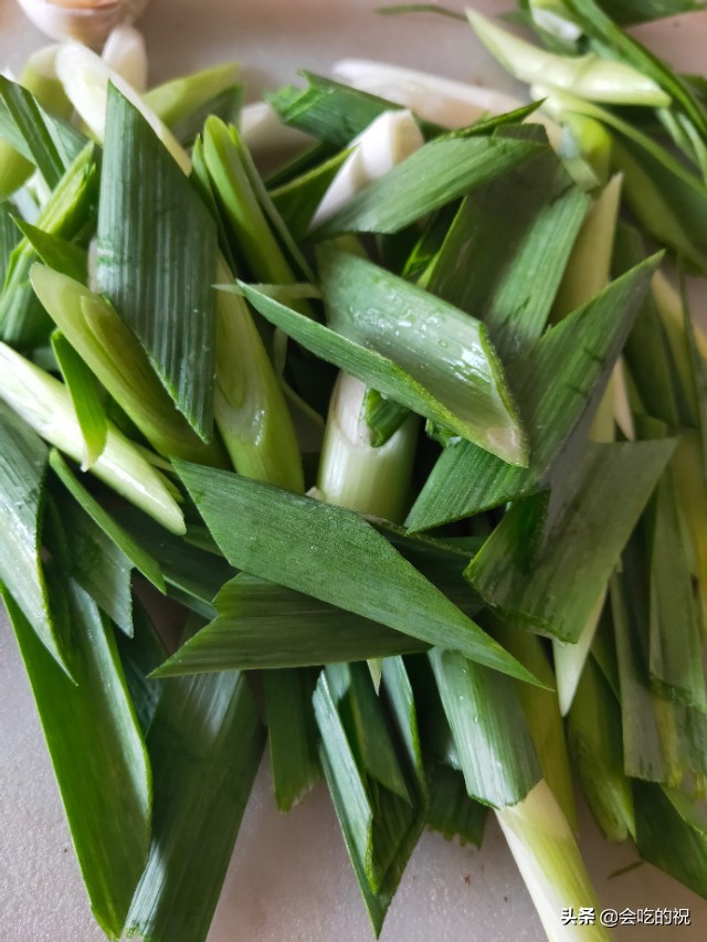 青椒炒腊肉怎么炒好吃又简单窍门,鲁大娘做菜的全部视频青椒炒腊肉