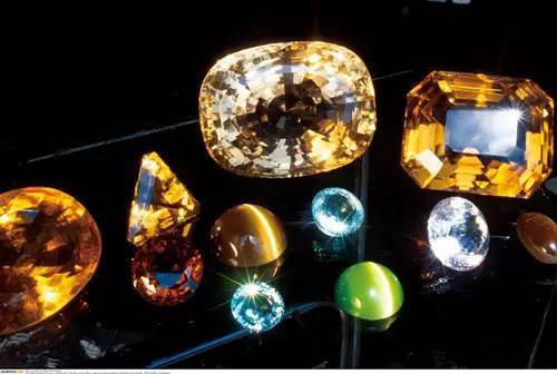 宝石科普珠宝,科普世界五大名贵宝石之金绿猫眼