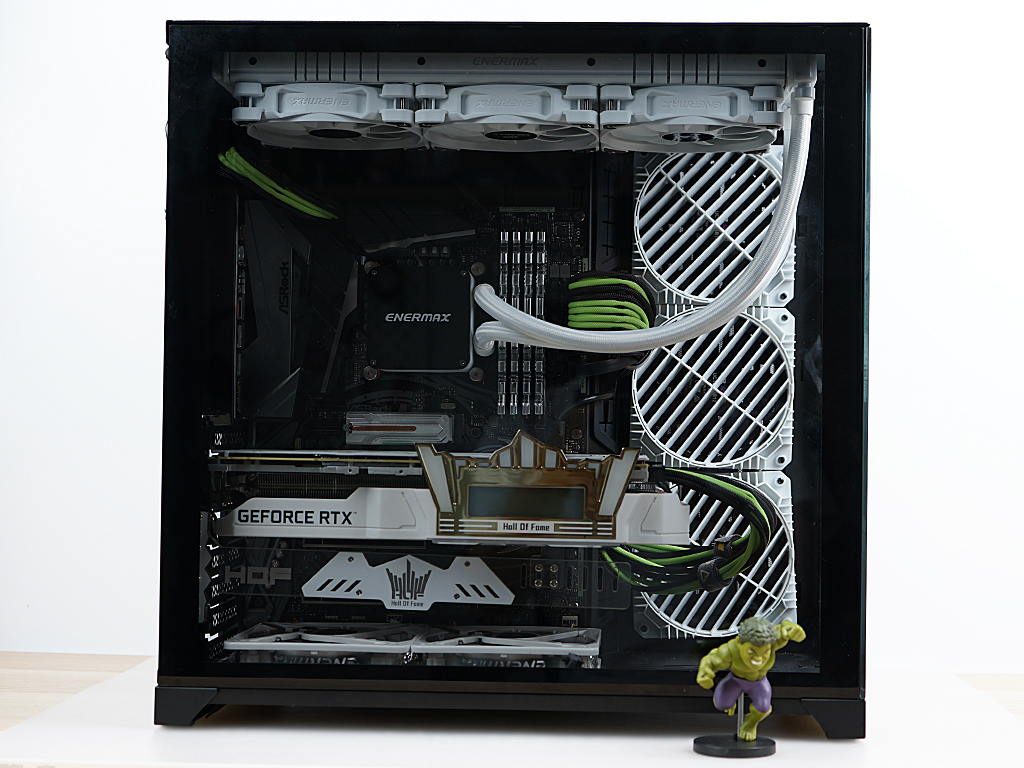 rtx2080名人堂10周年,黑白拼色主机