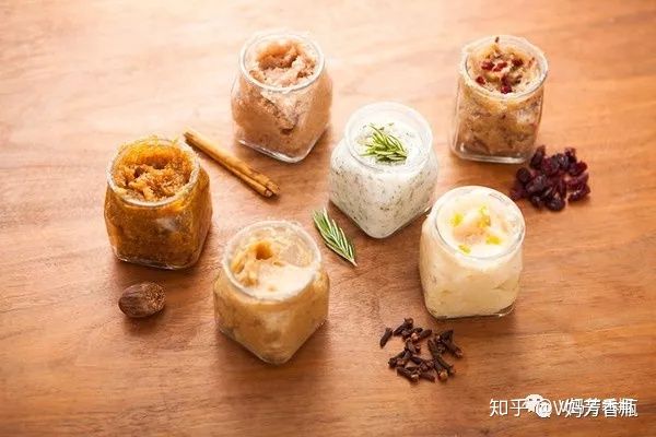 精油的用法大全,精油的100种使用方法