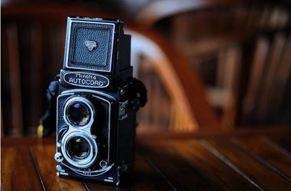 手机拍照很方便为什么要买相机,为什么新手不建议买太贵的相机