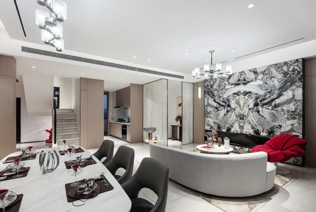 「香港方黄集团新作」静谧无忧桃花源vs烈艳蓝金Dior