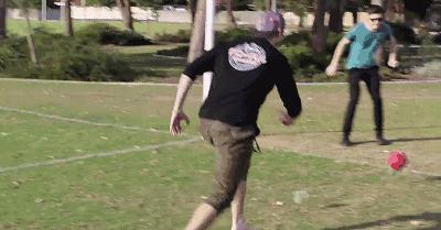 看着都痛的搞笑名场面,看着都痛的搞笑图片